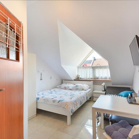 Pensjonat Perelka Apartment Ustronie Morskie Exterior foto